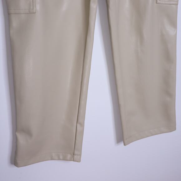 BAILEY/44 Vegan Leather Cargo Pant Ivory High Rise Cuffed Ankle Women's 4 - Picture 5 of 9